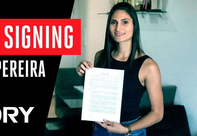 GLORY Kickboxing tekent zus van wereldkampioen Alex Pereira