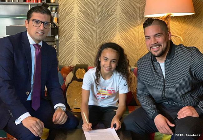 Kickbokstalent Amira Tahri sluit sponsor deal met Nike