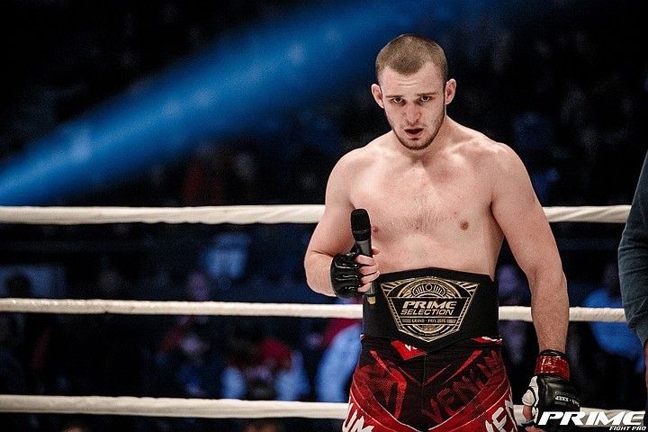 21-jarig voormalig MMA-kampioen dood gevonden in huis