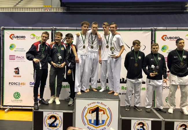 Topaz Karate Team maakt verwachting op Battle of the Teams meer dan waar