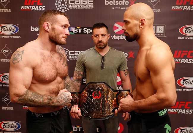 Twee Titel Gevechten en Fight Card Cage Warriors 88