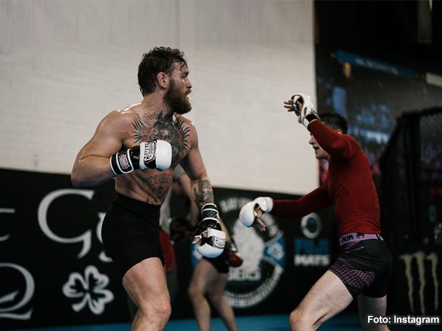 Conor McGregor daagt vechter uit: Krijgt koekje van eigen deeg