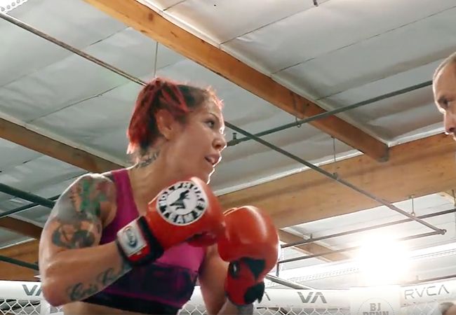 Cris Cyborg wil een overstap maken naar het boksen