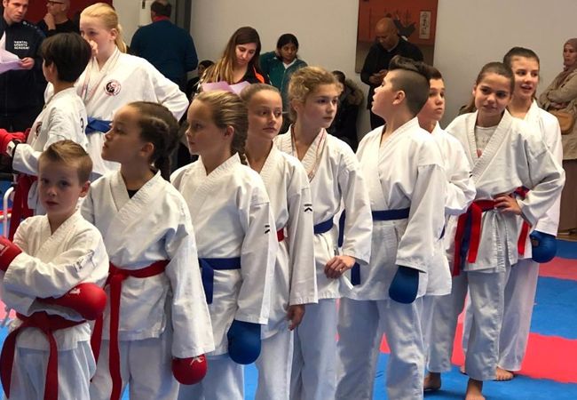 Tekort aan vrijwilligers 'nekslag' jaarlijks jeugdkarate toernooi