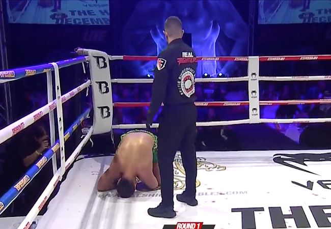 Luis Tavares te sterk voor Mrad Akram op Fightsense Enfusion Live
