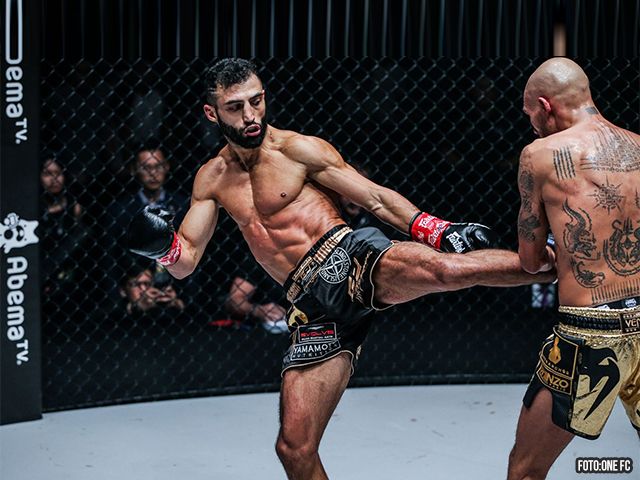 ONE Championship kickbokskampioen in ISKA titelgevecht