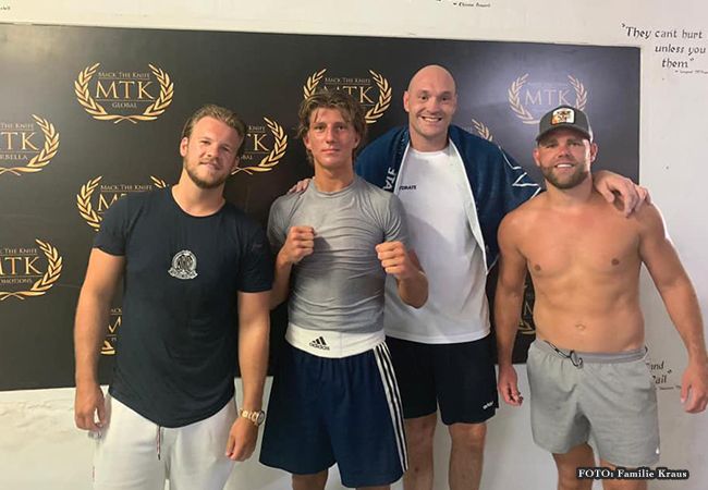 Bokslegende Tyson Fury traint met Nederlands talent Gradus Kraus