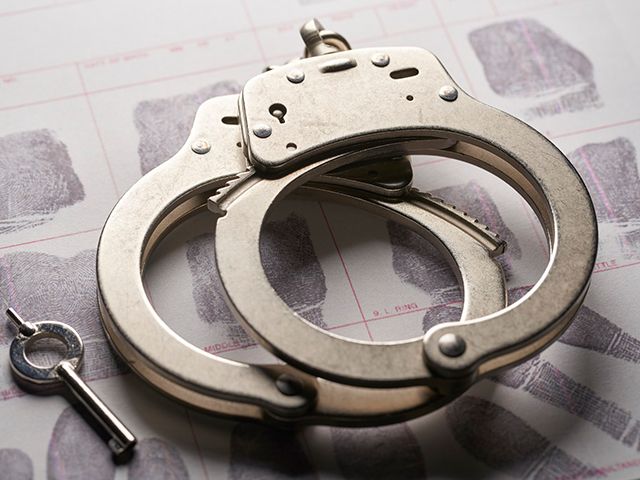 Politie arresteert 13 mannen tijdens illegale bokswedstrijd