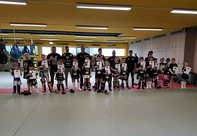 ISKA examens bij Mike's Gym wederom groot succes