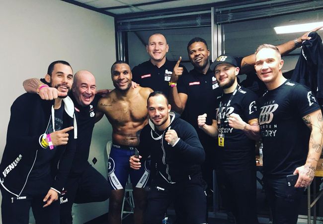 GLORY 63: Jason Wilnis pakt winst tegen Jacob Rodriguez (video)