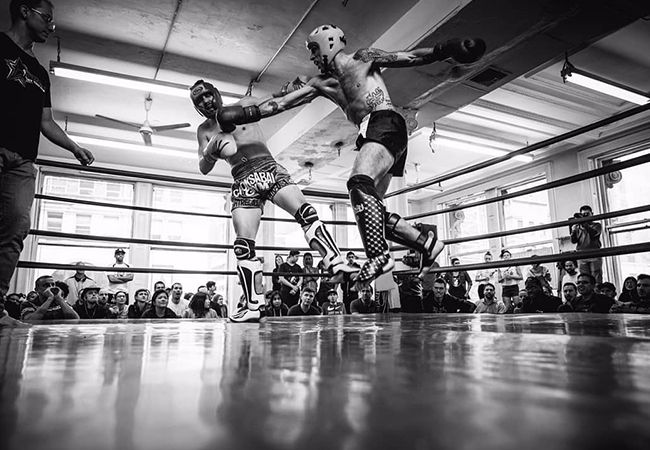 Bekend acteur en part-time kickbokser, headliner op groot toernooi