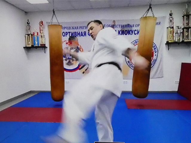 Karateka uit Zoetermeer trekt wereldpubliek met online trainingen