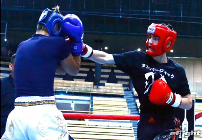 Foto: Efight Japan