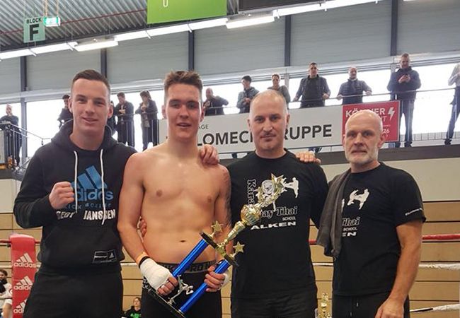 MAX WEEKERS EUROPEES KAMPIOEN K1 KICKBOKSEN