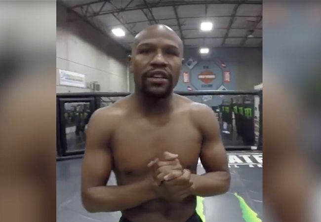 Floyd Mayweather zet overstap naar MMA in de koelkast
