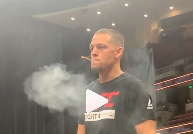 UFC vechter Nate Diaz heeft schijt: Steekt 'joint' op