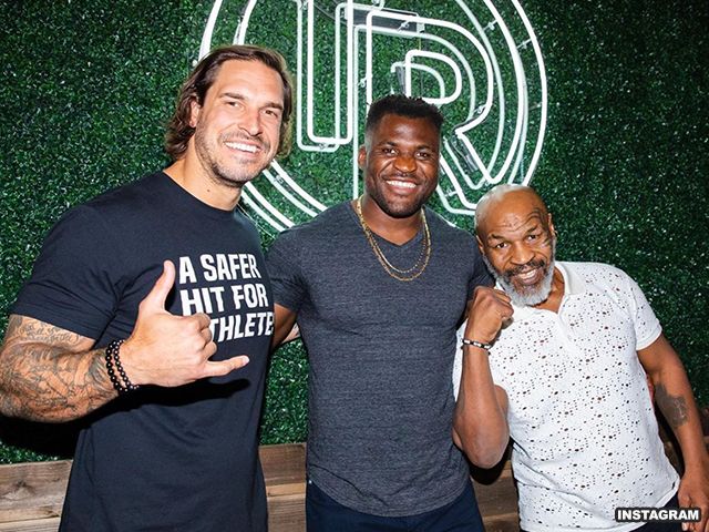 MIKE TYSON ADVISEERT UFC VECHTER NGANNOU: 'Trek je bek open'