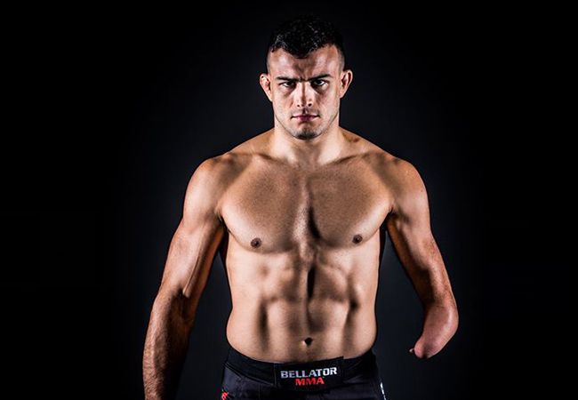 Eenhandige MMA-vechter beloofd vuurwerk op Bellator 225