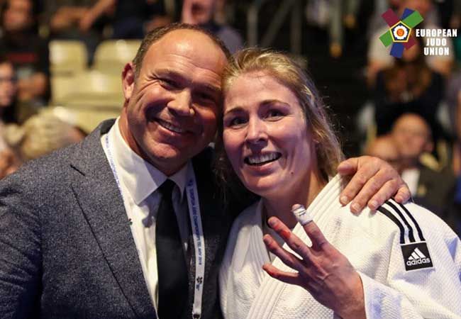Judoka Kim Polling pakt vierde wereldtitel in Tel Aviv