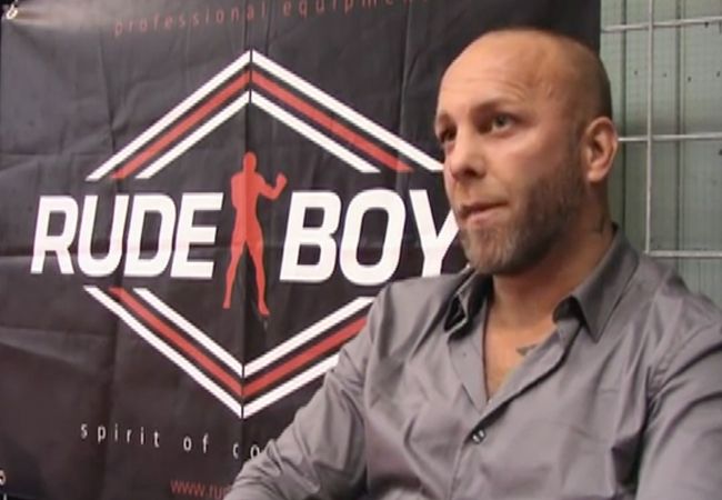 In Memoriam: Kickboks en Muay Thai legende Ramon Dekkers 50 jaar