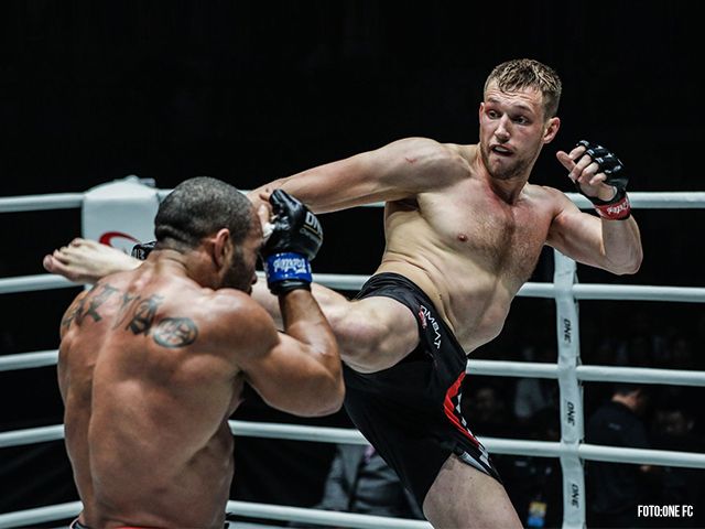MMA-VECHTER REINIER DE RIDDER: 'Ik kan iedereen verslaan'