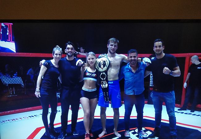 HIT FC IV Uitslagen: Reinier de Ridder wint middelgewicht titel