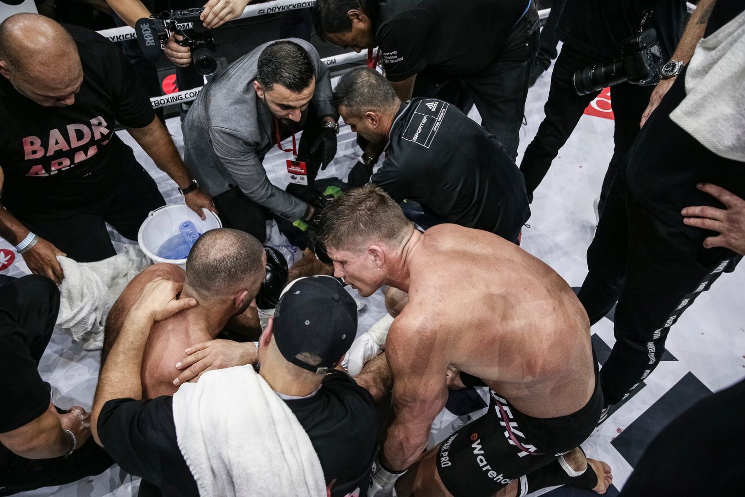 Geen zwaar letsel geconstateerd bij geblesseerde Badr Hari