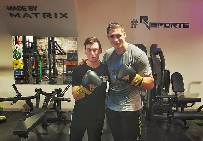 Rico Verhoeven traint met DJ Hardwell en AJAX