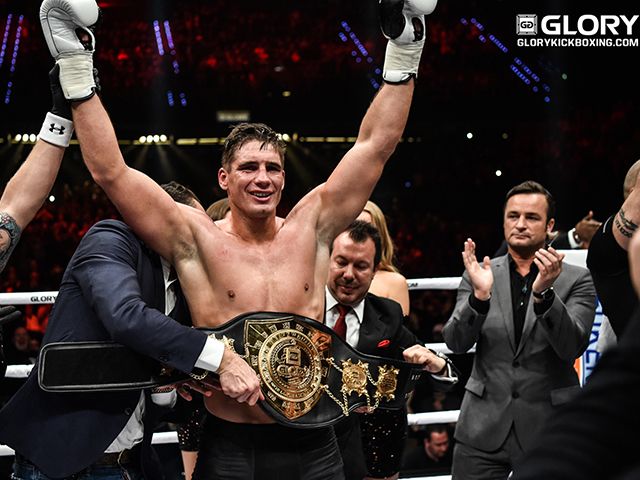 Nieuwe vriendin voor kickbokskampioen Rico Verhoeven