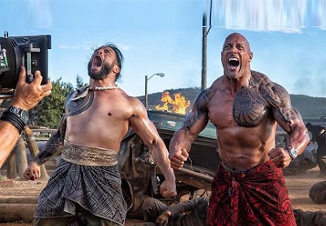 Door kanker getroffen WWE Worstelaar Roman Reigns maakt filmdebuut