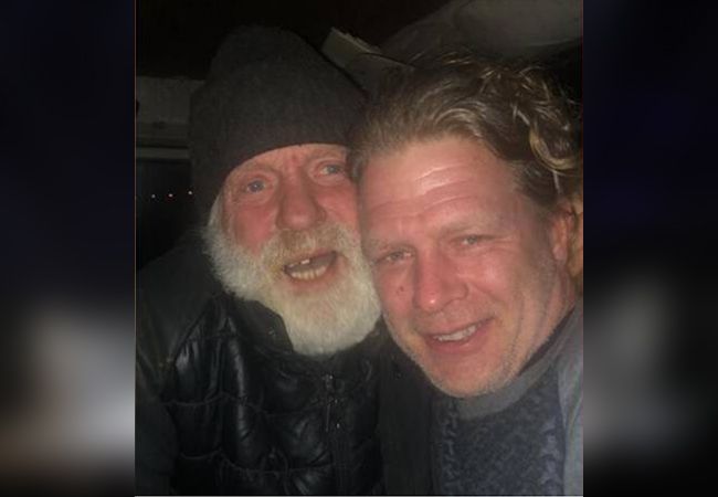 Weerzien tussen oud-bokser Rudi Lubbers en zoon in Bulgarije