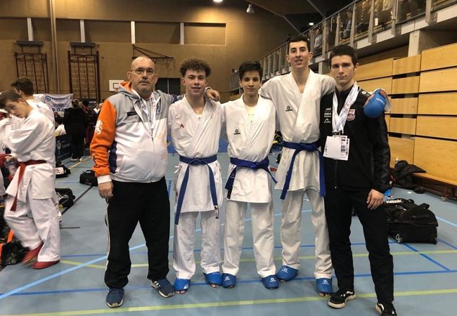 NK Karate Senioren: team Alken-Timmermans boekt resultaat
