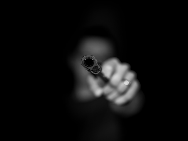 Vermeende UFC-vechter schiet 8 mensen neer in kroeg