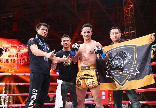 ONE Championship tekent Thaiboks kampioen Superbon Banchamek