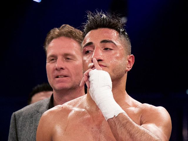 TOP KICKBOKS SCHEIDSRECHTER JOOP UBEDA: 'Tayfun Ozcan is de beste'