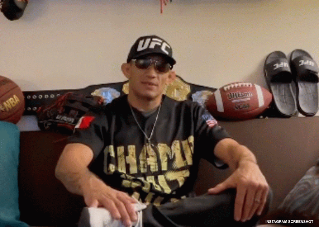 UFC-ster Tony Ferguson: 'Niemand trapt mij de straat op' (video)