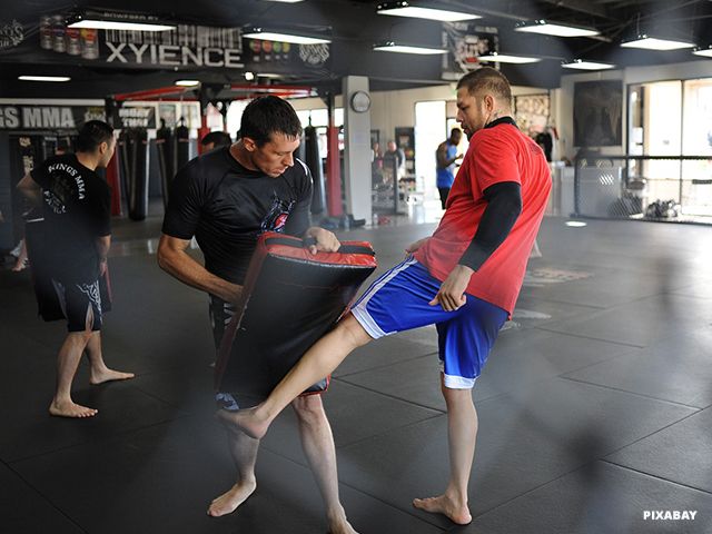TRAINEN MAG WEER: Vechtsportautoriteit schept duidelijkheid voor kickboksen, thaiboksen en MMA