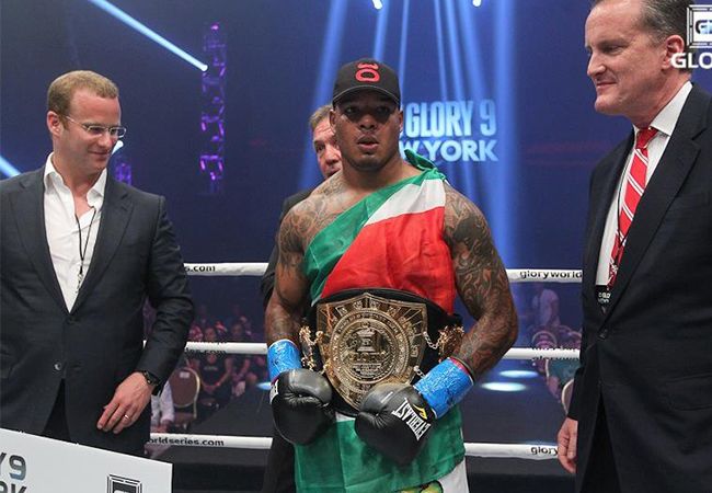 TYRONE SPONG ALS GLORY BELT: 'Rico of Badr ik ben er klaar voor'