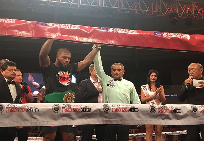 Tyrone Spong WBC Latijns Amerikaans Wereld kampioen