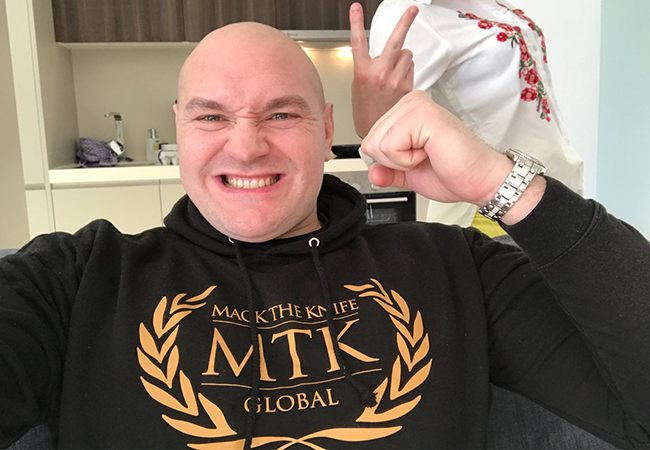 Tyson Fury wanhopig, laat mij toch boksen!