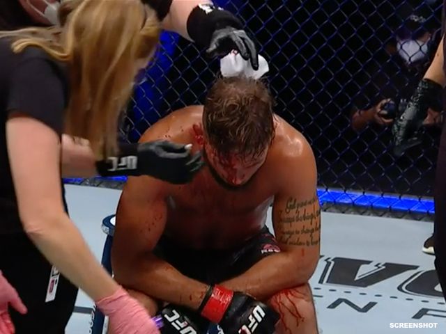 PANIEK OM FOUTE CORONATEST: UFC vechters geschrokken
