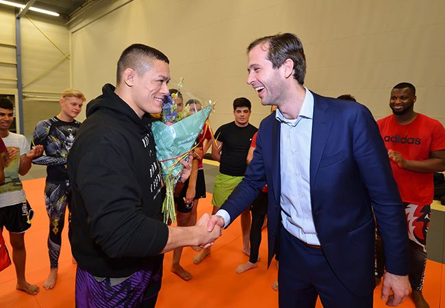 MMA-vechter Costello van Steenis ontvangt prestigieuze sportprijs