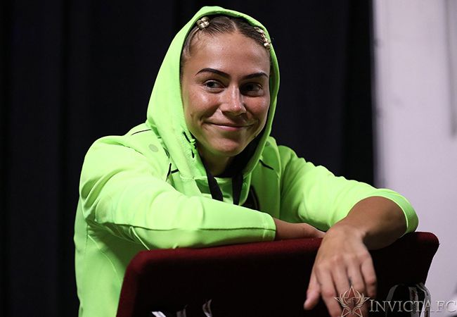 Isis Verbeek verzilverd MMA-debuut niet, verliest van Amerikaanse