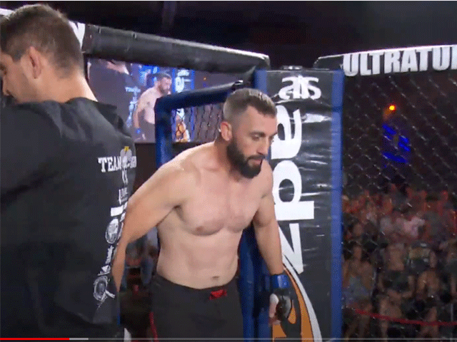 ANTI COVID 19: UFC-vechter daagt politicus uit tot gevecht