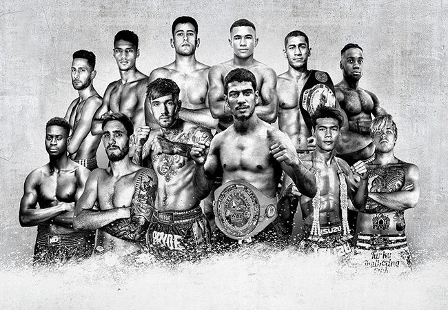 Fernando Groenhart de ring in tijdens Yas Island Muay Thai Championship