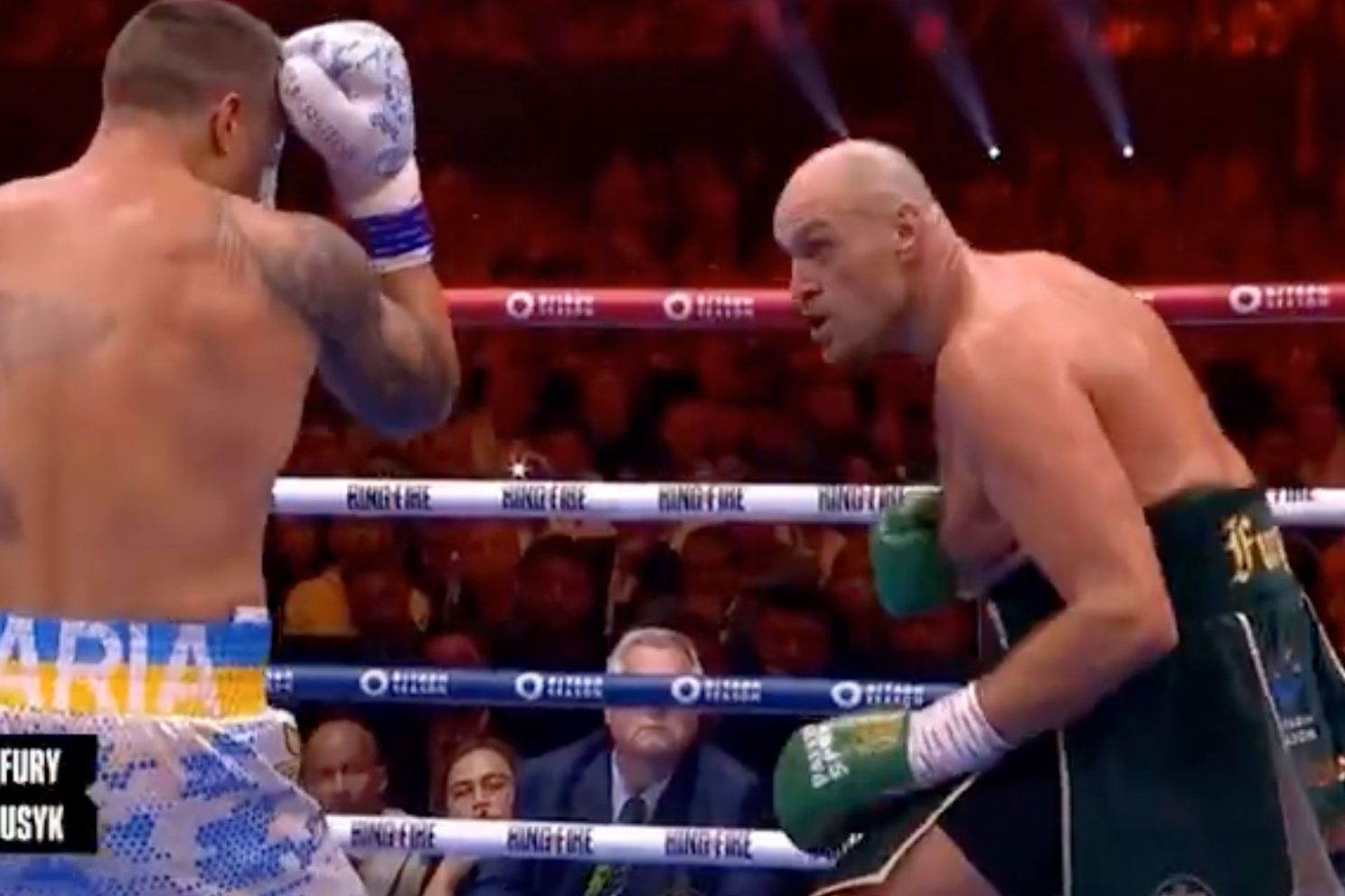 Tyson Fury krijgt toch zijn grootste gevecht ooit na verlies tegen Usyk - Wil iedereen zien