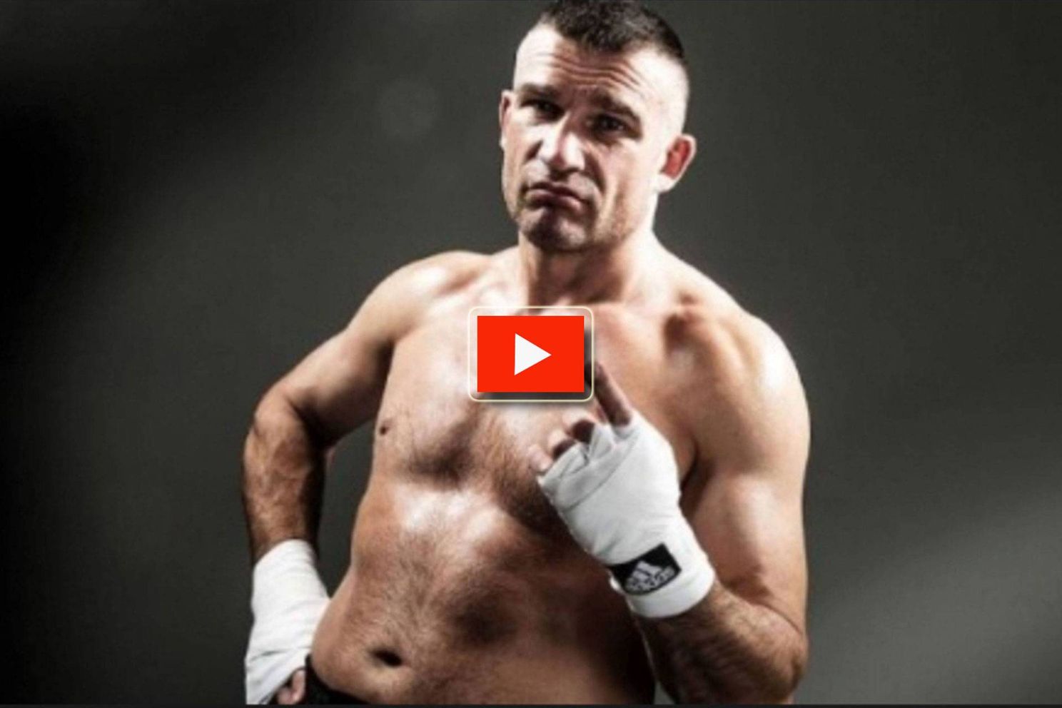 Peter Aerts ramt 164 kilo reus in 88 seconden plat - 'Als ik raak, is het klaar'