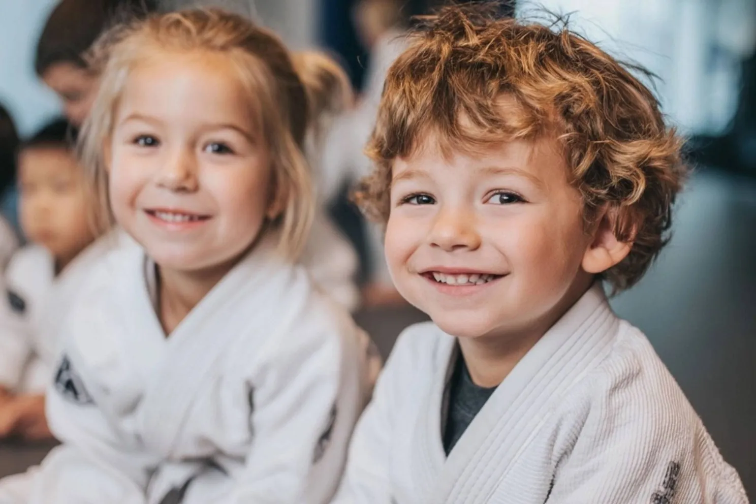 Inspectie verbiedt judo op basisschool – Bond en ouders razend