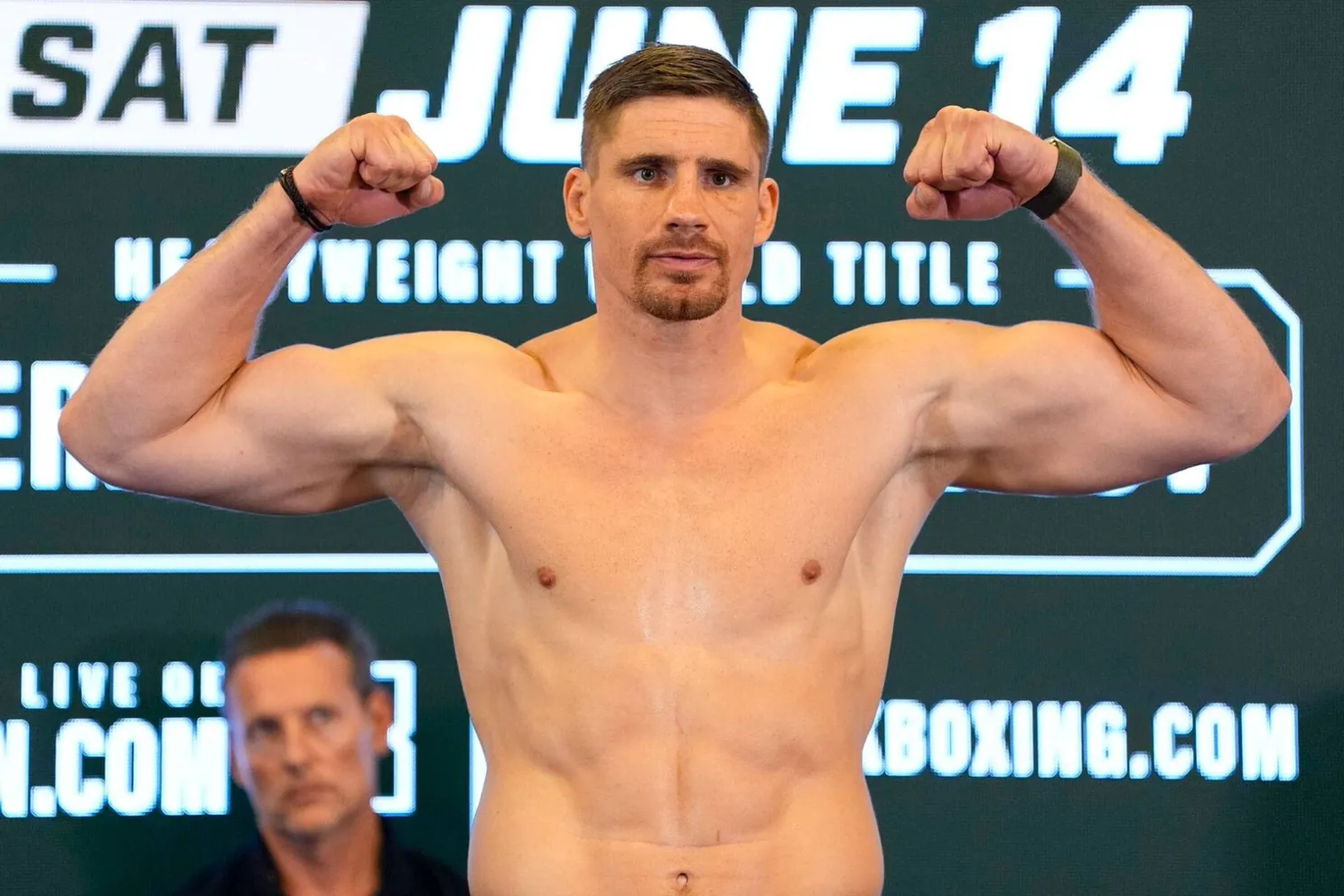 Rico Verhoeven voorspelt slachting en sloopt UFC ster Jones