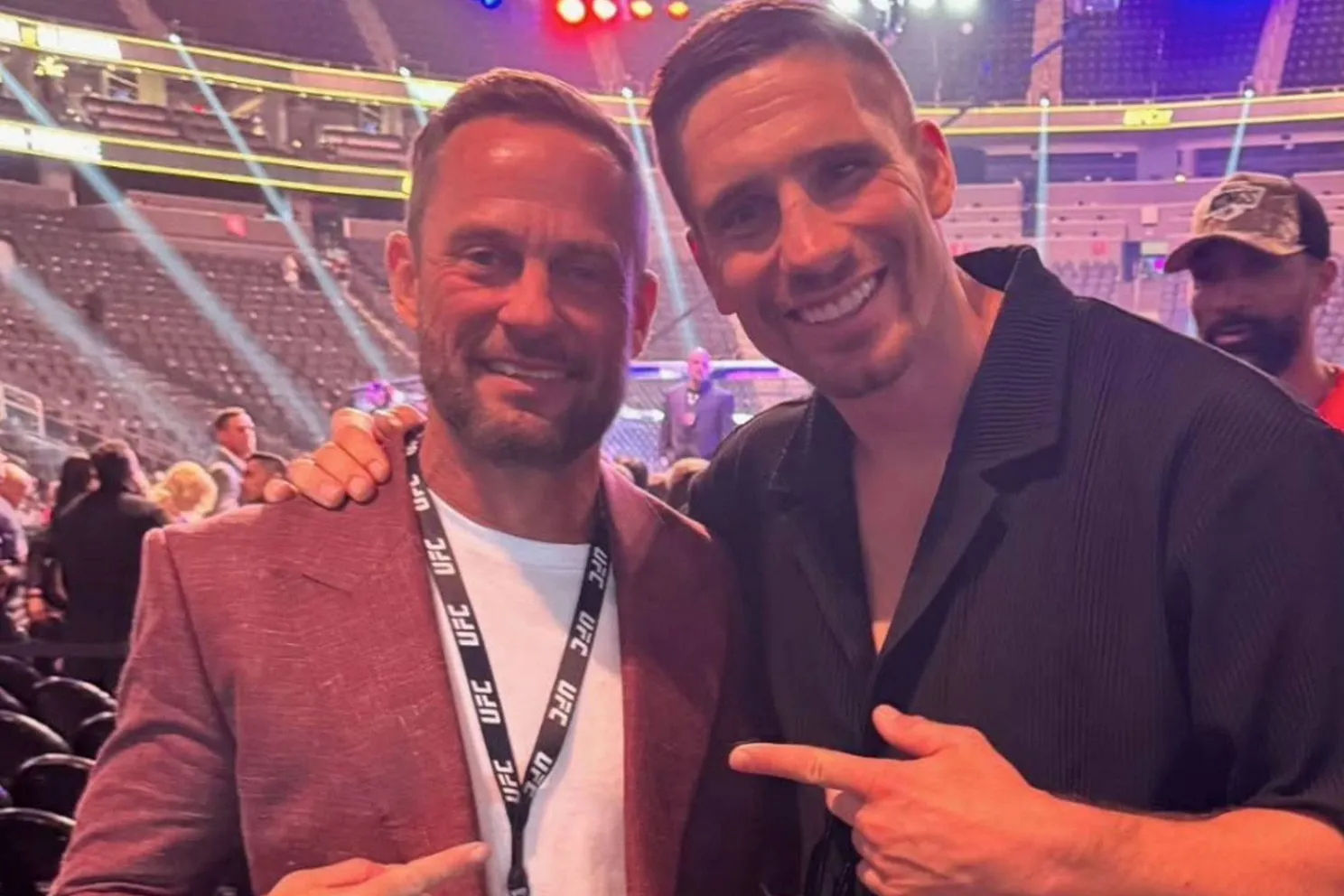 Foto Rico Verhoeven met UFC-kopstuk zet fans op scherp - overstap in de maak?